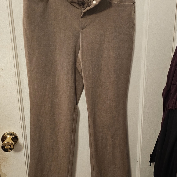 Apt. 9 Women's Tan Boot Cut Pants - Picture 4 of 4